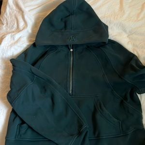 Lululemon 1/2 scuba